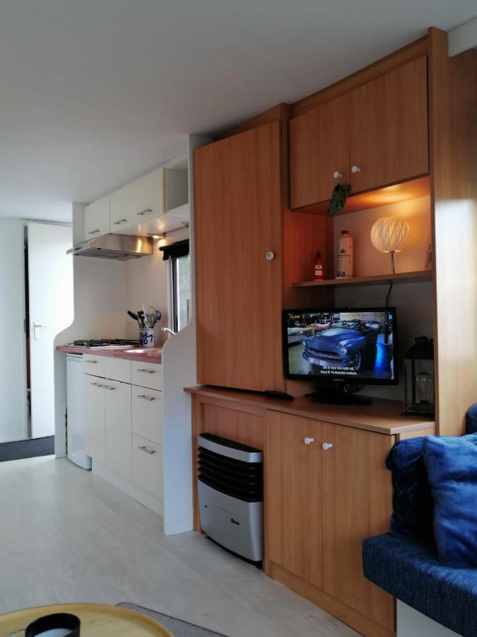 Stacaravan Op 5 Sterren Vakantiepark De Kuilart Friesland Aan Het Meer Met Zwembad 5P 237 Koudum ภายนอก รูปภาพ
